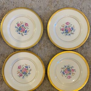 Set of 4 Haviland Windsor plates